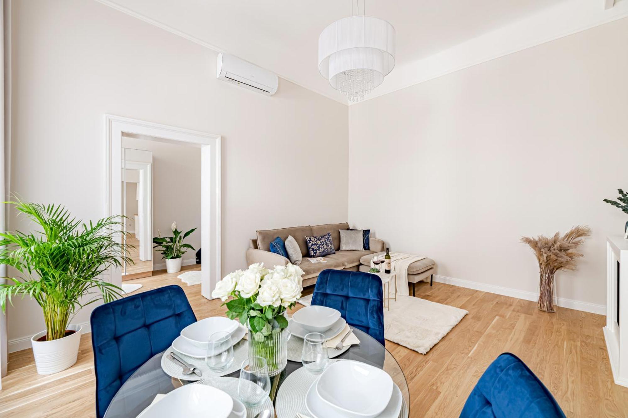 Kr16 Apartment - Hostaid Boedapest Buitenkant foto